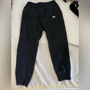 Nike men’s jogger sweatpants